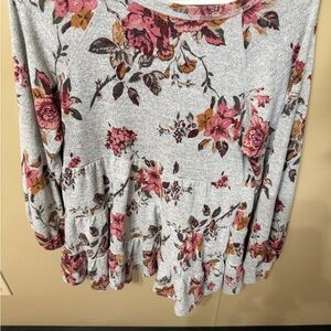 Rewind Gray Floral Women's Blouse